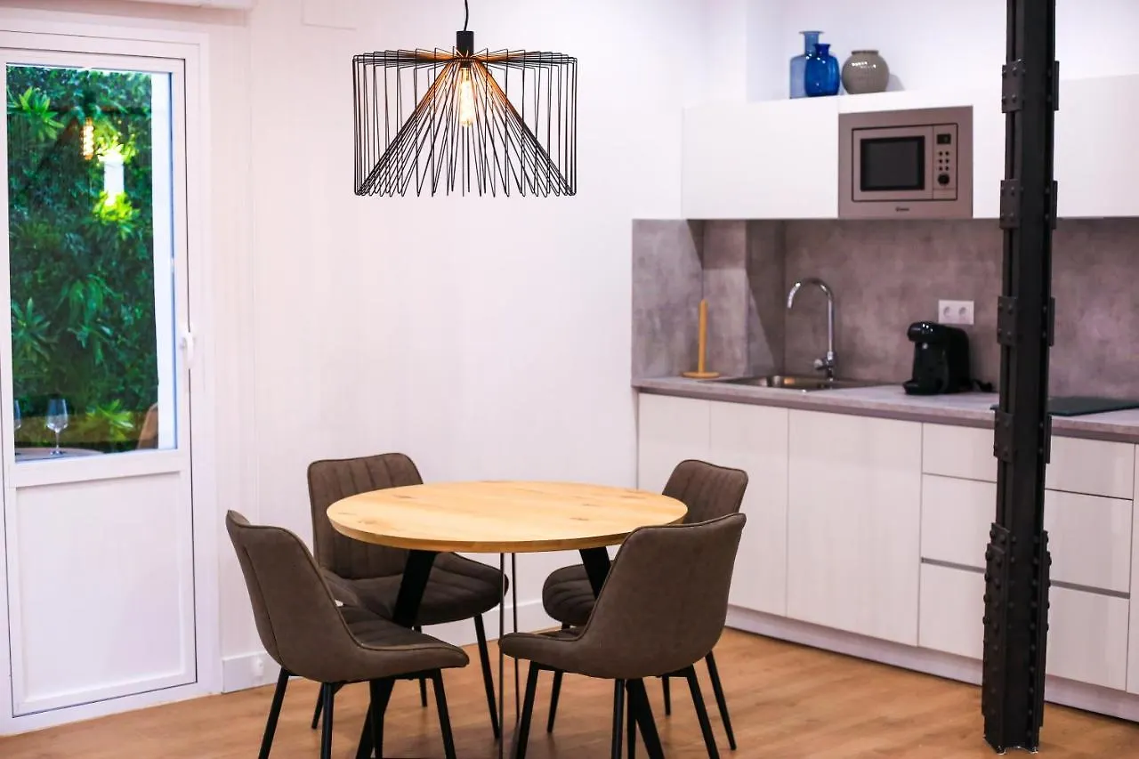 Chinitas Urban Apartments مالقة