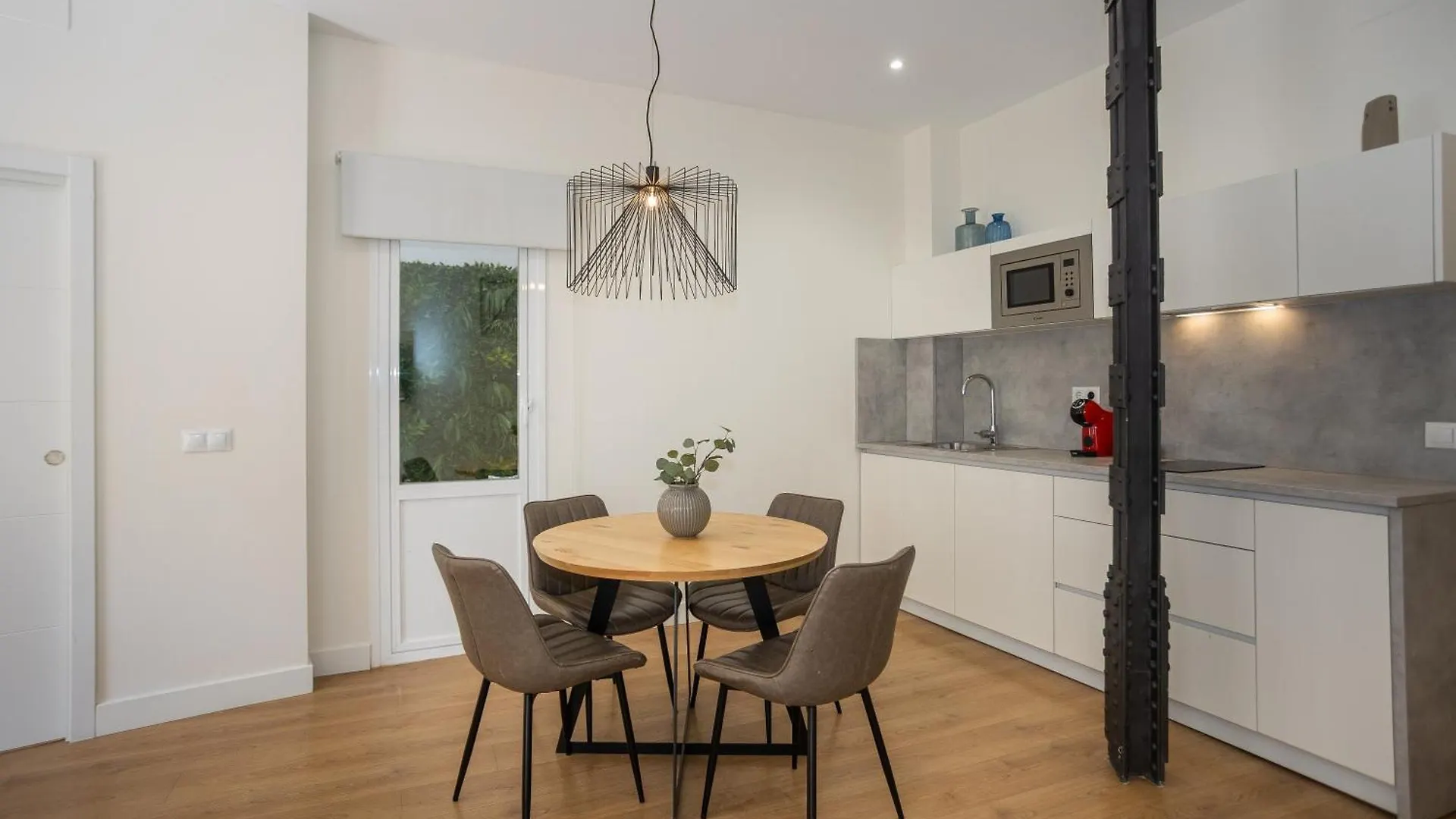 Chinitas Urban Apartments مالقة